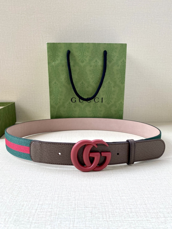 グッチベルト激安内部構造